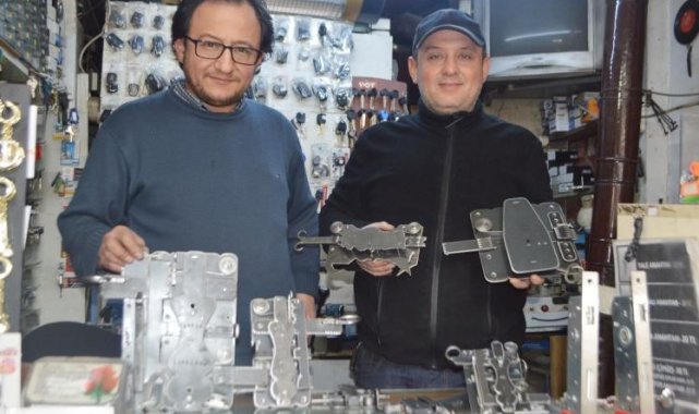 El yapımı 'Tavşanlı kilitleri' ilgi görüyor