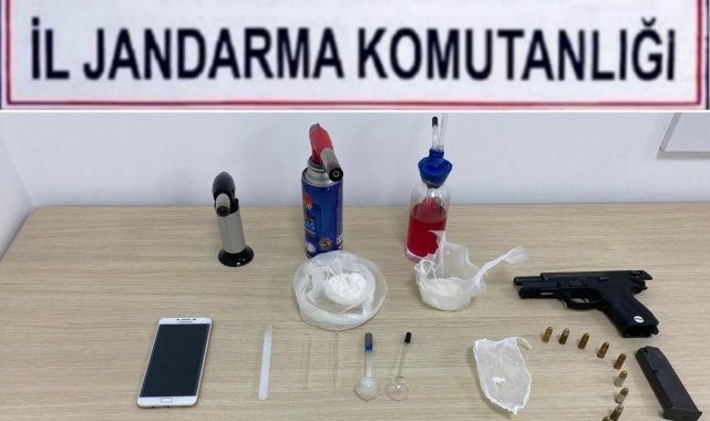 Elazığ'da jandarma ekipleri uyuşturucu tacirlerine geçit vermiyor