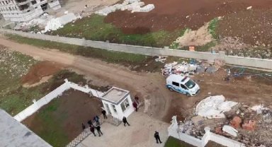 Elektrik kesilince el arabasında kömür yaktı, zehirlenip öldü