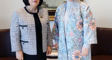 Emine Erdoğan, New York'ta Azerbaycan Milli Meclisi Başkanı Gafarova ile bir araya geldi