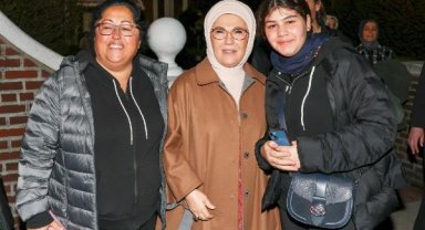 Emine Erdoğan, New York'ta Türk ailenin evinde iftar yaptı
