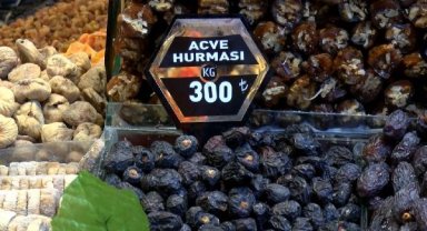 Eminönü'nde ramazan hareketliliği