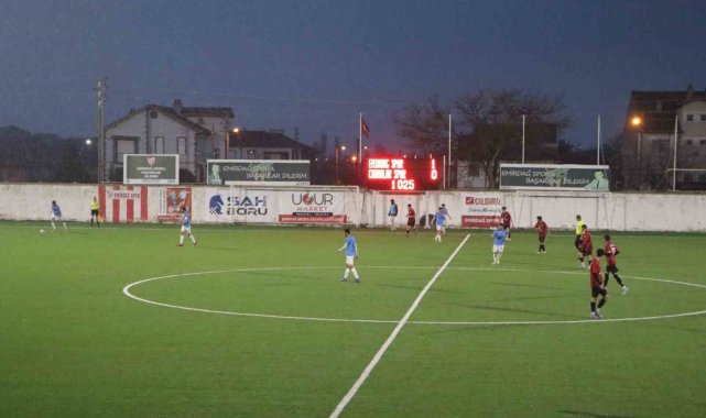 Emirdağspor gol olup yağdı