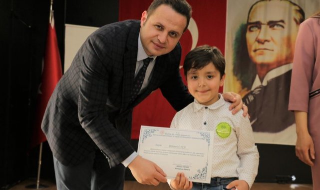 En çok kitap okuyan öğrenciler ödüllendirildi