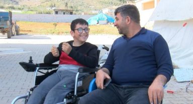 Engelli çocukları için taşındıkları asansörlü evde sadece 5 ay kalabildiler
