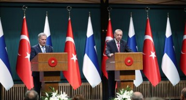 Erdoğan: Finlandiya'nın NATO'ya katılım protokolünün onay sürecini başlatıyoruz