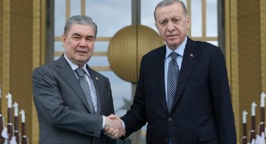 Erdoğan, Türkmenistan Halk Maslahatı Başkanı Berdimuhamedov ile görüştü