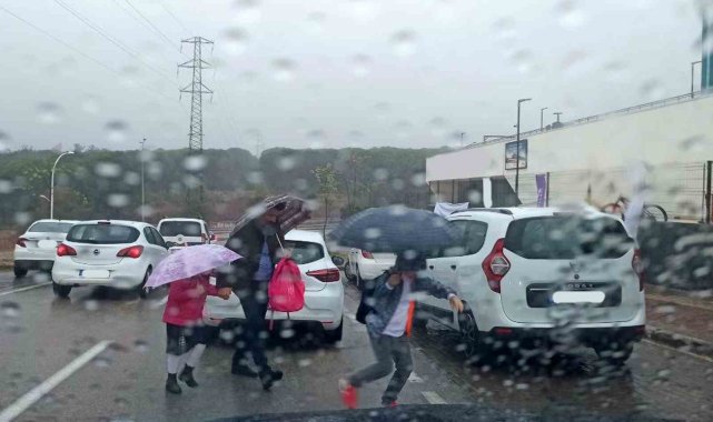Erzincan, Erzurum ve Bayburt'ta karla karışık yağmur