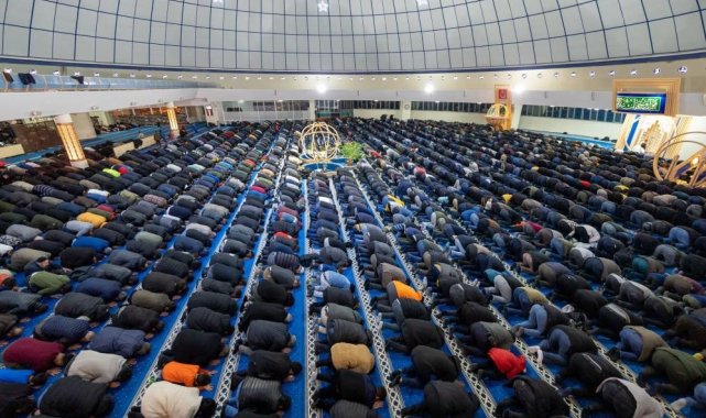 Erzincan'da 5 camide hatimle teravih kılınacak