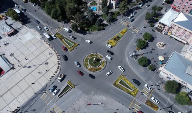 Erzincan'da trafiğe kayıtlı araç sayısı şubat ayı sonu itibarıyla 65 bin 675 oldu