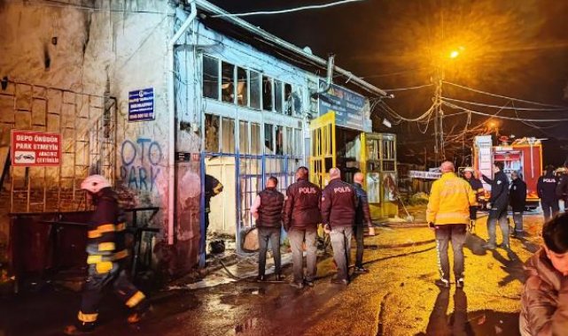 Eskişehir'de 2 dükkan yangında kullanılamaz hale geldi