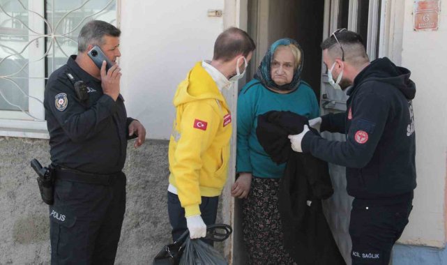 Eskişehir'de çöp evde yaşayan kadın: "Ben sağlık istemiyorum, ölmek istiyorum"