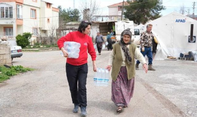 Eskişehir'den deprem bölgesine 12 TIR içme suyu desteği