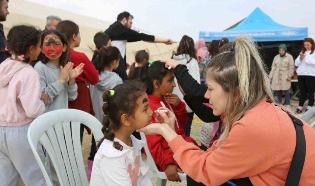 Etkinliklerle çocuklar deprem psikolojisnden uzaklaştırılıyor