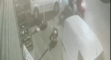 Eyüpsultan'da motosiklet hırsızlığı kamerada