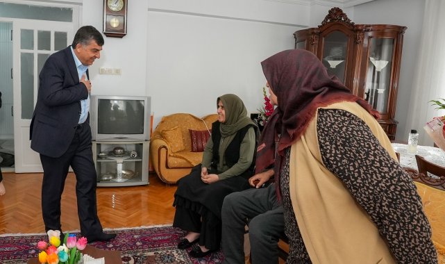 Fadıloğlu, Umre'den dönen vatandaşın davetini kırmadı