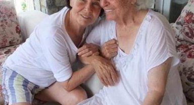 Fatma Girik'in annesi 99 yaşındaki Münevver Ukav, vefat etti
