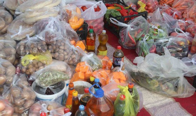 Fethiye'de 'Askıda Sebze Ve Meyve' ile depremzedelere yardım edilecek