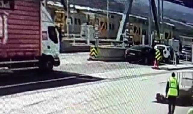 FETÖ yalanı ile dolandırıcılık yapan şüpheliler, otoyolda yakalandı