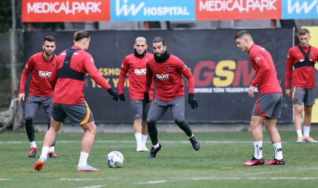 Galatasaray hazırlıklarına devam etti