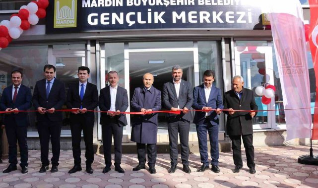 Gençlik merkezi Dargeçitli gençlerin hizmetine açıldı