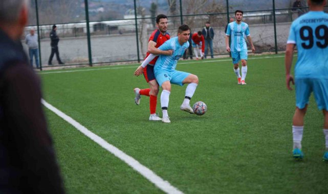 Gökçebeyspor şampiyonluğa koştu