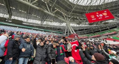 Gökdeniz ve Rubin Kazan depremzedeleri sevindirdi