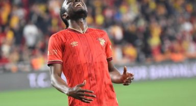 Göztepe evinde yokları oynadı