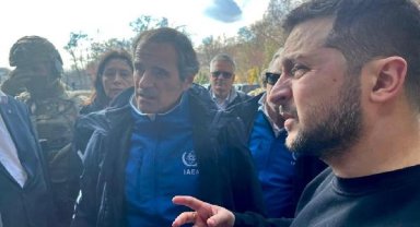 Grossi, Zaporijya'da Zelenski ile bir araya geldi