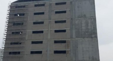 Hadımköy'de molozların altında kalan inşaat işçişi öldü