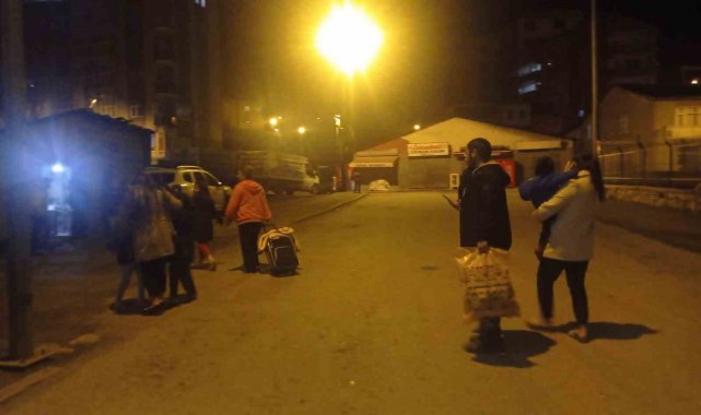 Hakkari'de 3 büyüklüğünde deprem