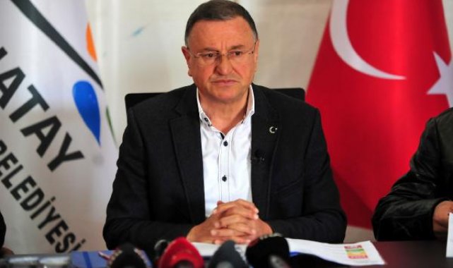 Hatay Belediye Başkanı Savaş: En kötü günde bizim bu şehri terk etme lüksümüz yok