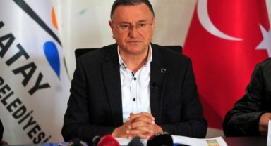 Hatay Belediye Başkanı Savaş: En kötü günde bizim bu şehri terk etme lüksümüz yok