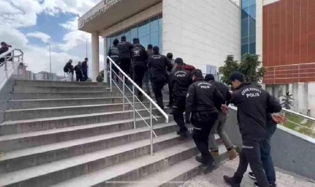 Hatay'da 9 yağma şüphelisinden 6'sı tutuklandı