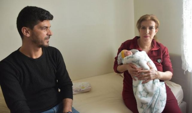 Hatay'da evleri yıkılan depremzede Sunay, Niğde'de anne oldu