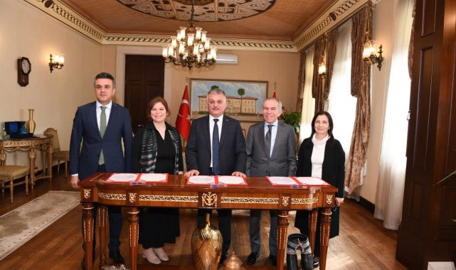 Hayırseverlerin eğitime desteği devam ediyor