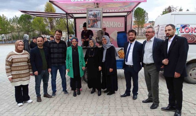 Hisarcık Atatürk İlkokulu'nda vefat eden müdür yardımcısı için lokma hayrı