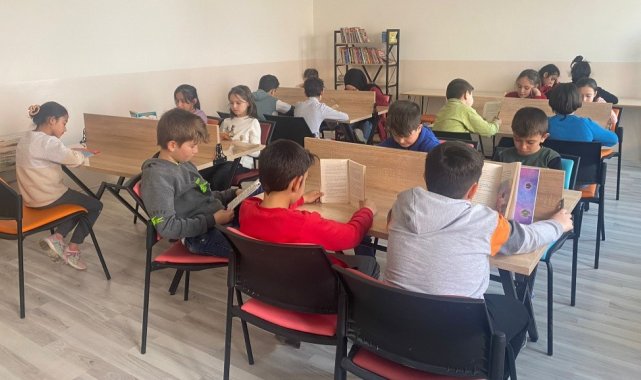 Hisarcık Cumhuriyet İlkokulu Kütüphanesi'nin işlevselliği arttırıldı