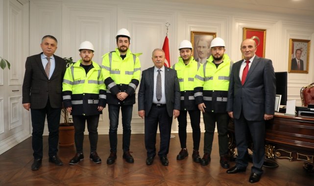 İlkadım hasar tespit çalışmaları için teknik ekibi deprem bölgesine gönderdi