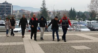 İş yerinden 500 bin TL çalan 3 şüpheli yakalandı; kasayı açmak için özel gitmiş