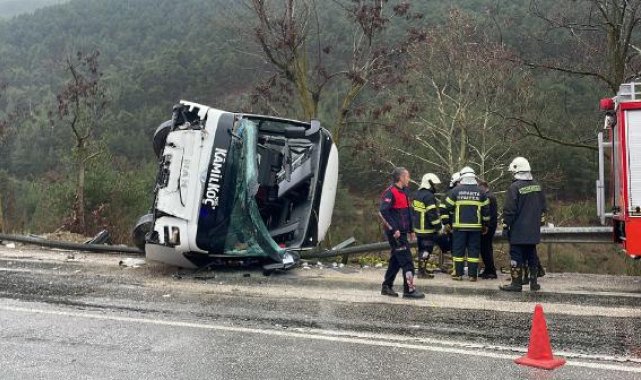 Isparta'da yolcu otobüsü devrildi: 8 yaralı