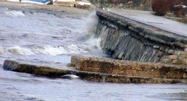 İstanbul'da deniz ulaşımına lodos engeli 