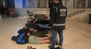 İzmir merkezli 3 ilde, şantajla haksız kazanç sağlayan örgüte operasyon: 30 gözaltı