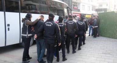 İzmir merkezli 3 ildeki 'Alabora' operasyonunda 24 tutuklama