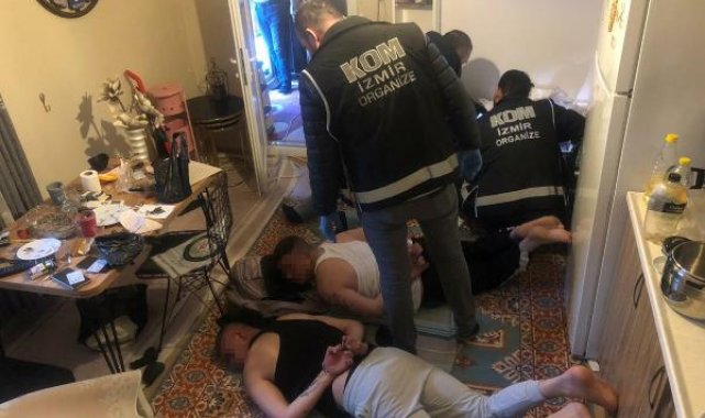 İzmir ve Manisa'da suç örgütüne 'Akbaba' operasyonu: 18 gözaltı
