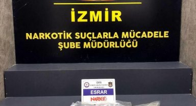 İzmir'de 4 kilo esrar ele geçirildi, 2 tutuklama