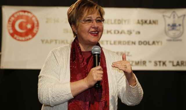 İzmir'de 486 aday adayından 114'ü kadın