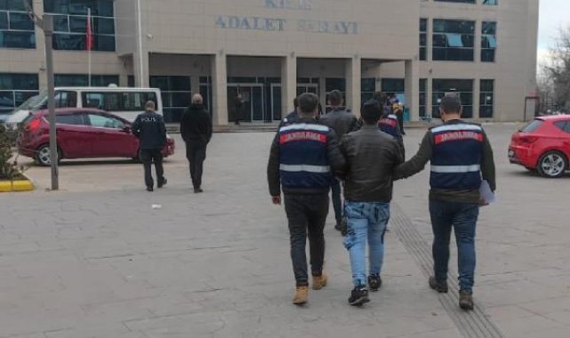 Jandarmanın yakaladığı 2 DEAŞ şüphelisi tutuklandı