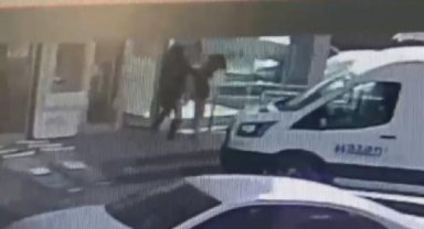 Kadınlar Günü'nde kadın müdür yardımcısına saldırı kamerada