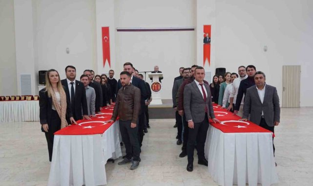 Kadroya geçen memurlar yemin etti